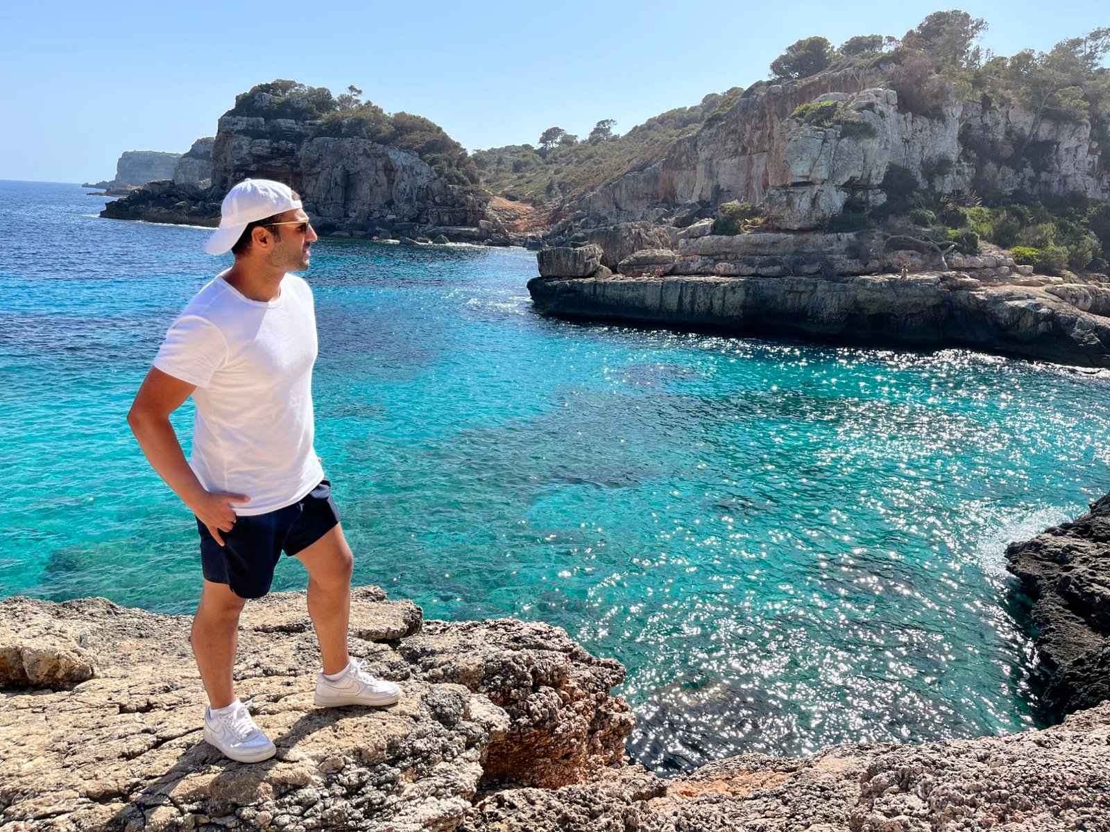 Siwar Ala — Mallorca coastline, the origin of Travel Therapy